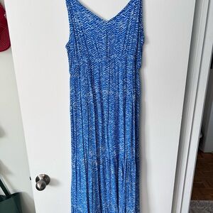 Chic Blue Patterned Maxi Dress